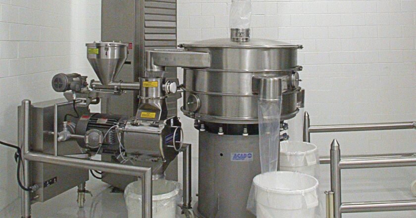 Fluid Air offers a wide variety of solid dosage processing equipment.